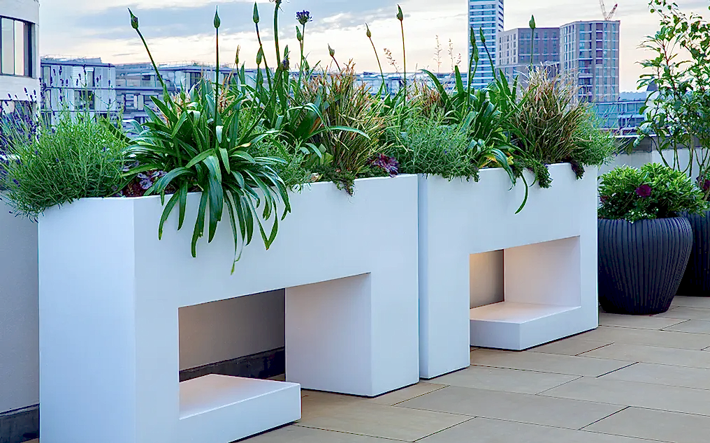 white planters