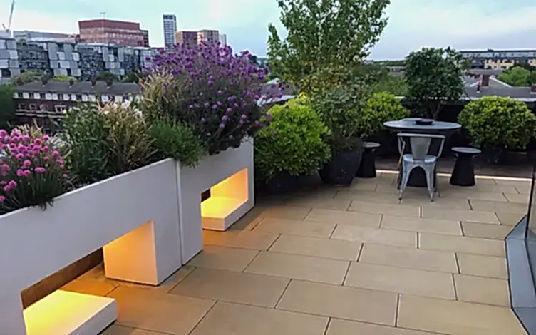 balcony