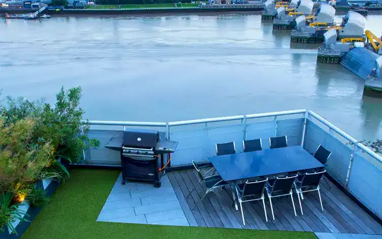 thames